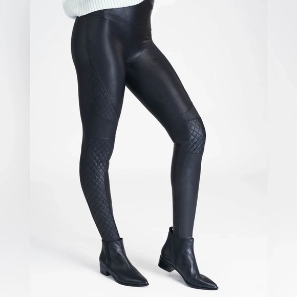 Spanx Faux Leather Quilted Leggings In Very Black Size Medium - Picture 2 of 11